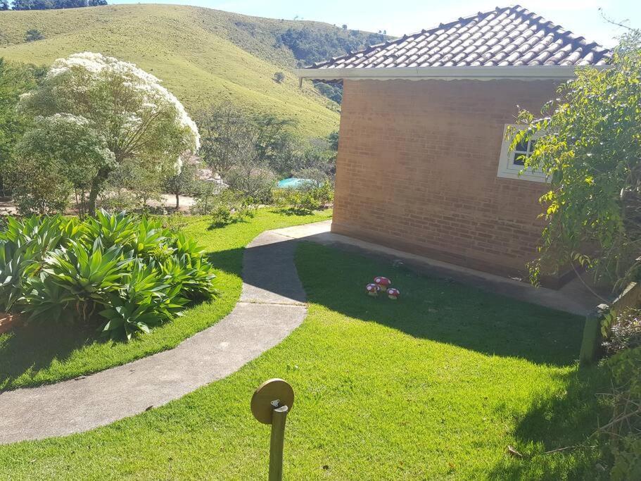 Recanto Dos Beija Flores, Chale Lantana C Monte Alegre do Sul Exterior foto
