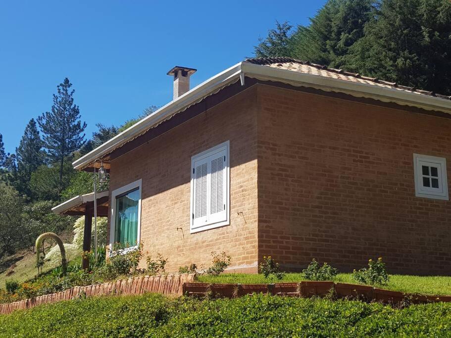 Recanto Dos Beija Flores, Chale Lantana C Monte Alegre do Sul Exterior foto