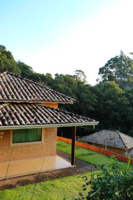 Recanto Dos Beija Flores, Chale Lantana C Monte Alegre do Sul Exterior foto
